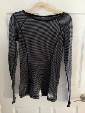 lululemon athletica Black & Gray Striped Long-Sleeve Crew